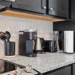 Luxurious King 3Br Townhouse Mins To Uptown Clt!